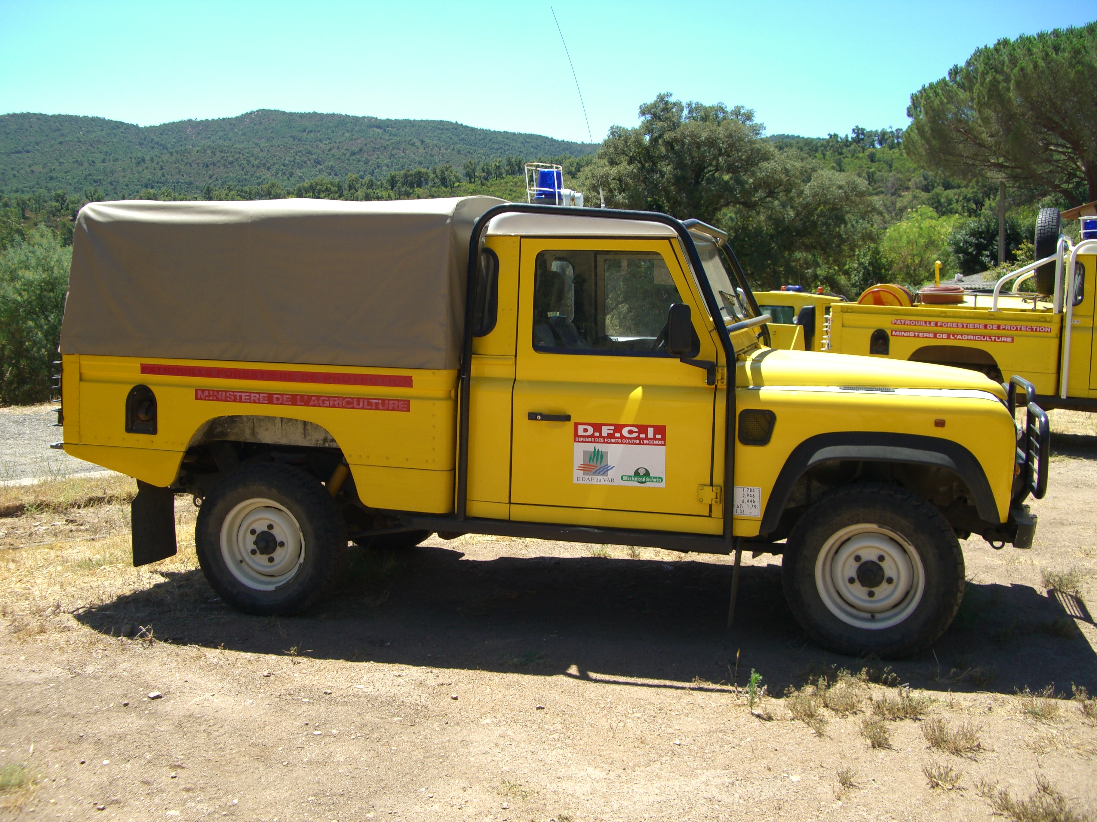 ONF Var Land Rover 110, photographed in 2006.