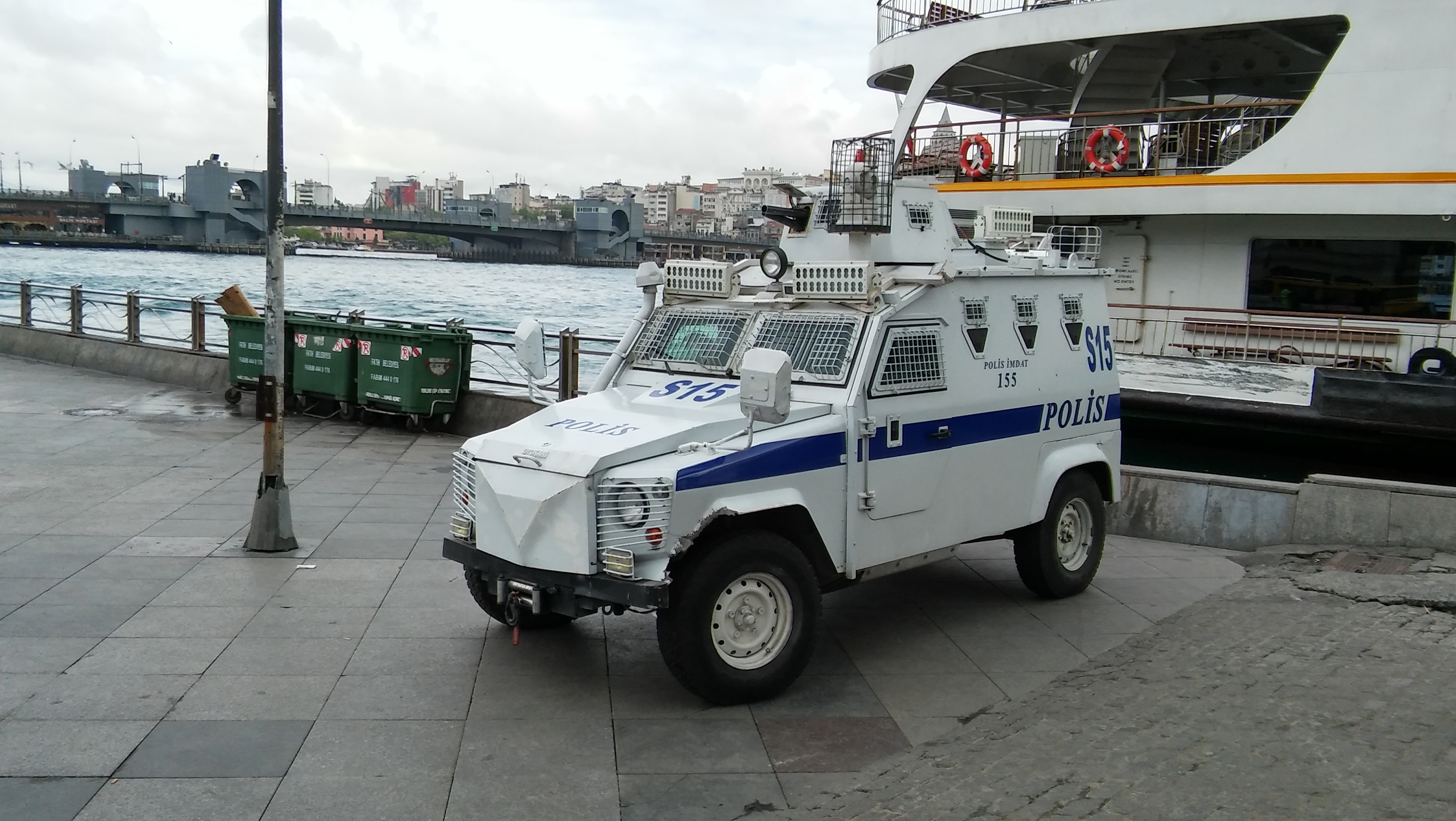 Otokar APV of the Turkish National Police, call sign S15, on the Istanbul waterfront, 6 May 2016 — mesh-guarded glazing, roof observation hatch and front winch