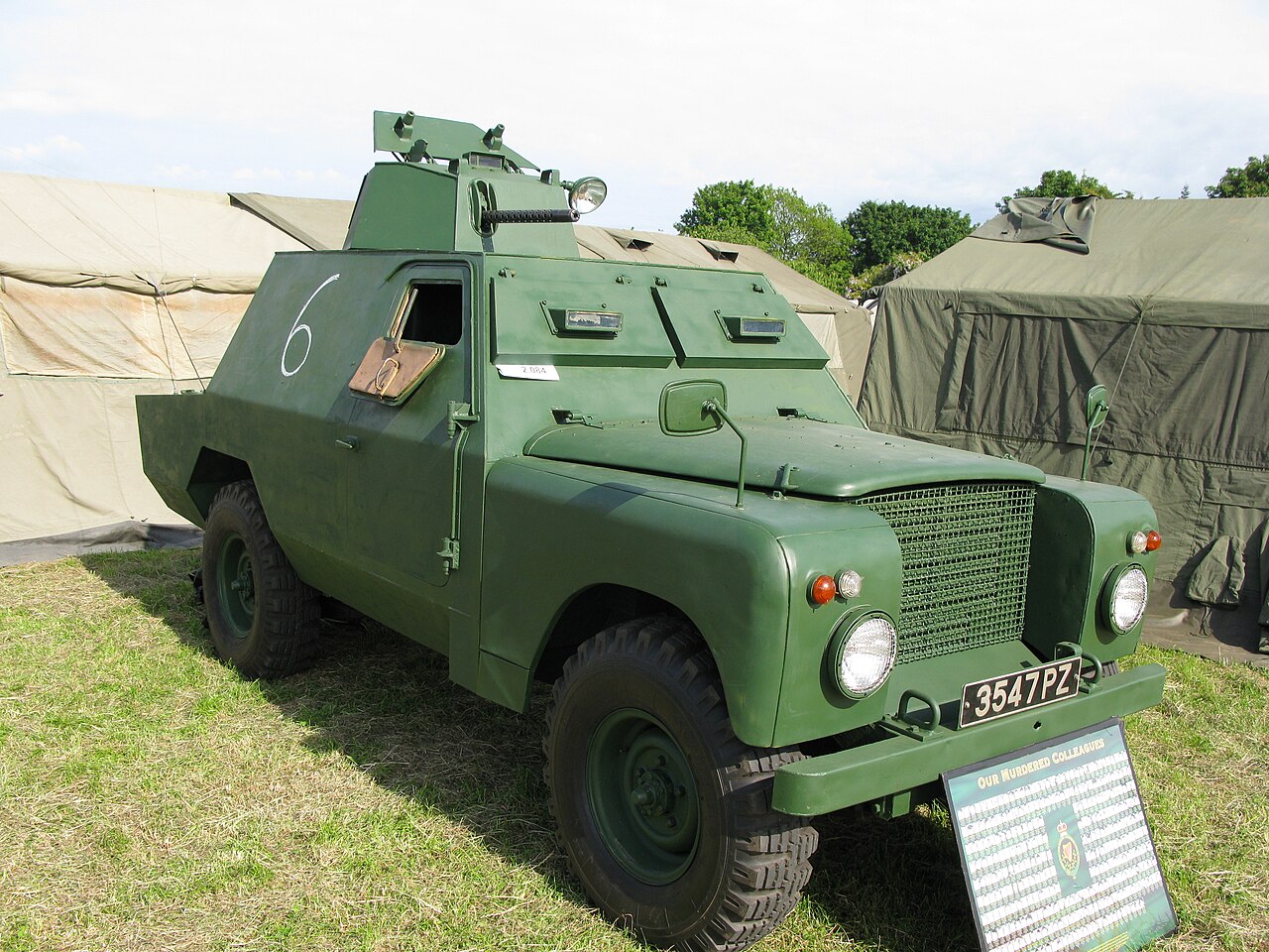 Shorland Mk 1 APC — Preserved Shorland Mk 1 armoured patrol car, identified as a Mk 1 by the uploader
